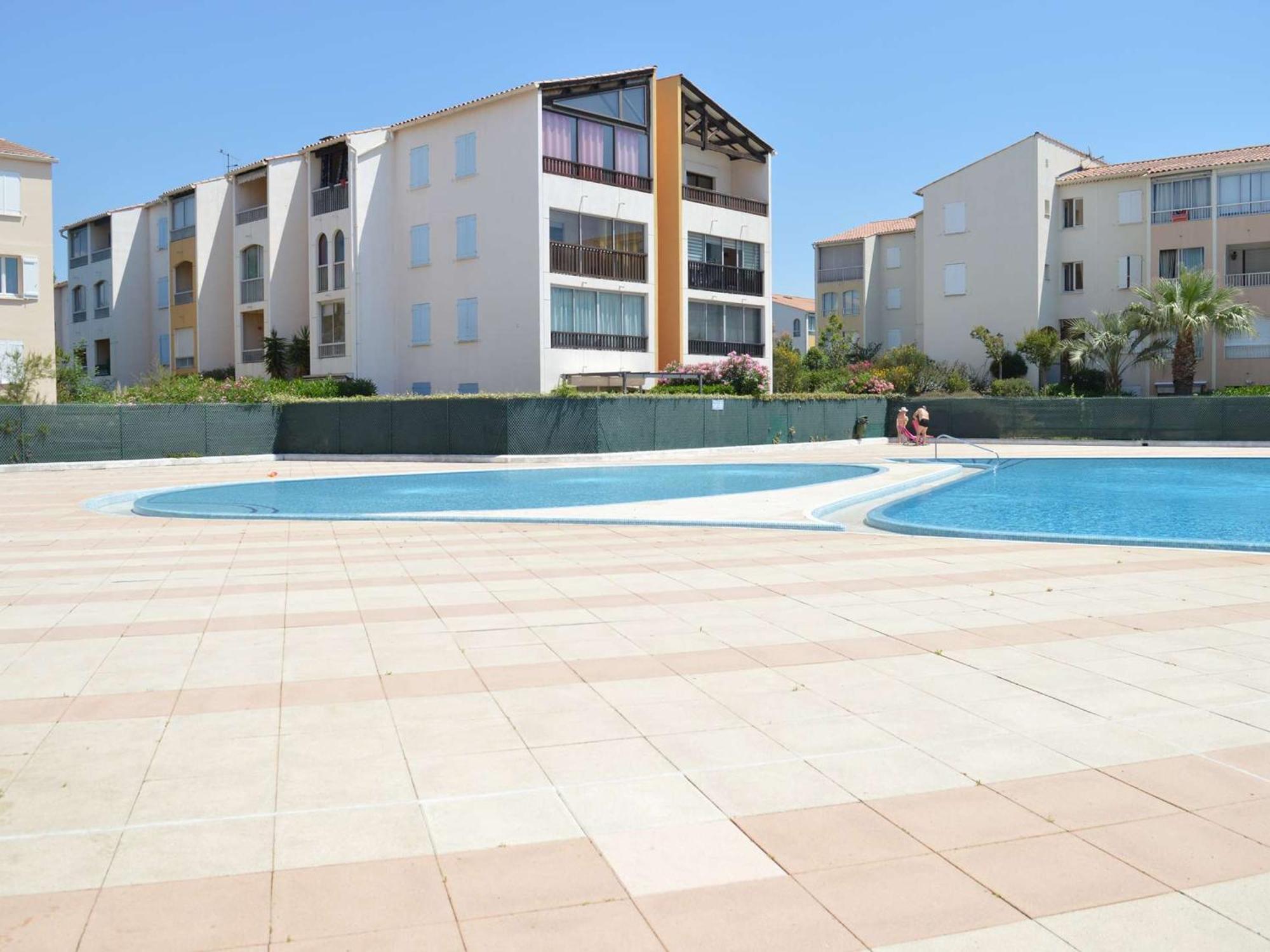 Appartement 2 Pieces, 4 Couchages Avec Piscine, Proche Commerces Et Theatre Romain A Frejus - Fr-1-226A-366 Exteriör bild